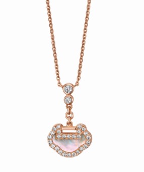 Petite Yu Yi 18K 玫瑰金钻石及珍珠母贝项链   RMB 12,000