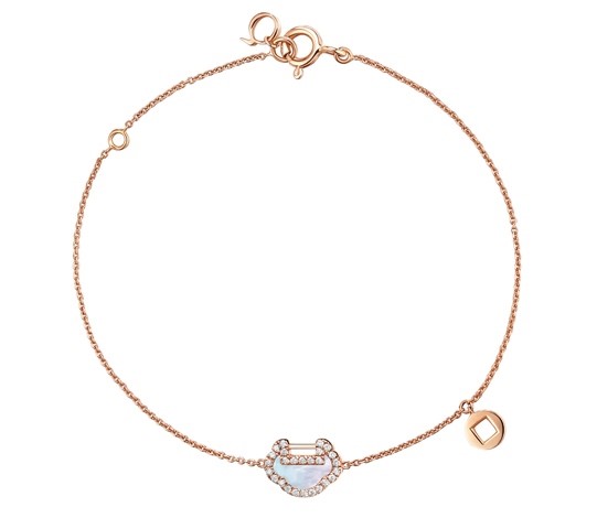Petite Yu Yi 18K 玫瑰金钻石及珍珠母贝手链 RMB 10,600
